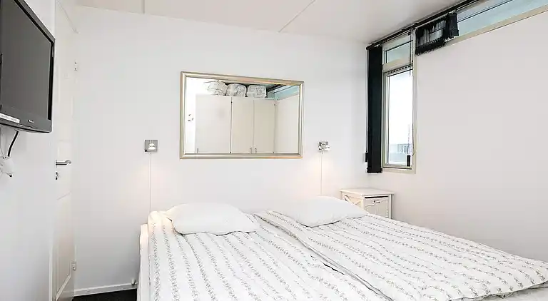 2 room,ground floor,44m2,PLUS