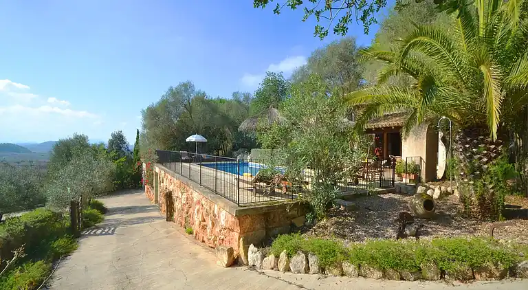 Manor house in Maria de la Salut