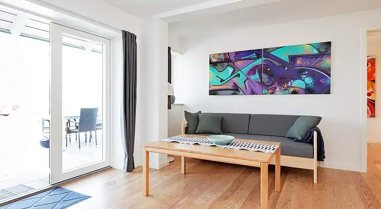 4 vær.lejl.,2 plan,fjordudsigt,PLUS