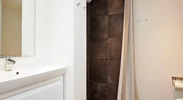 3 vær.lejl.,2 plan,fjordudsigt,PLUS