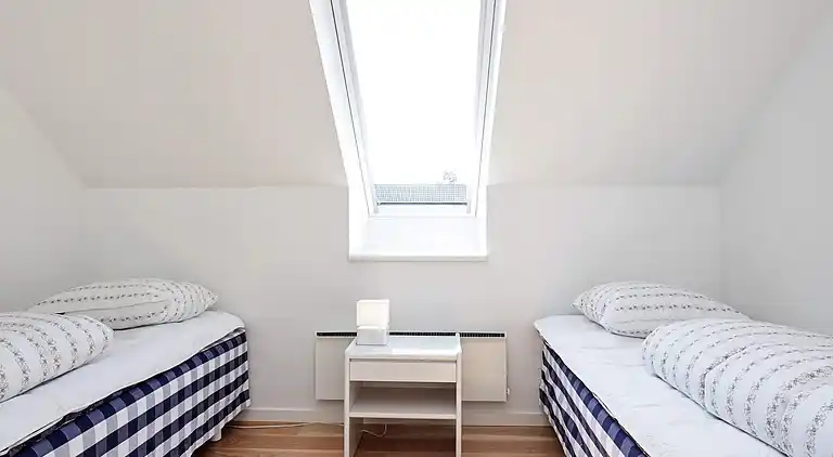 3 vær.lejl.,2 plan,fjordudsigt,PLUS