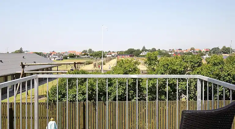 3 vær.lejl.,2 plan,fjordudsigt,PLUS