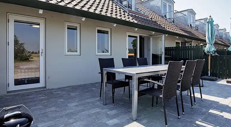 4 vær.lejl.,2 plan,fjordudsigt,PLUS