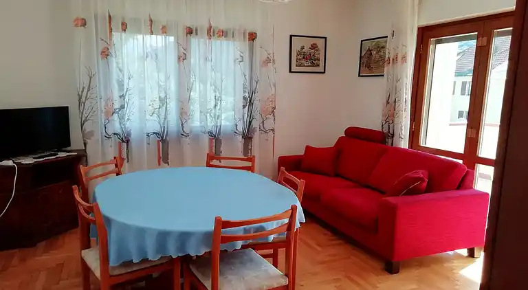 Apartment in Canale