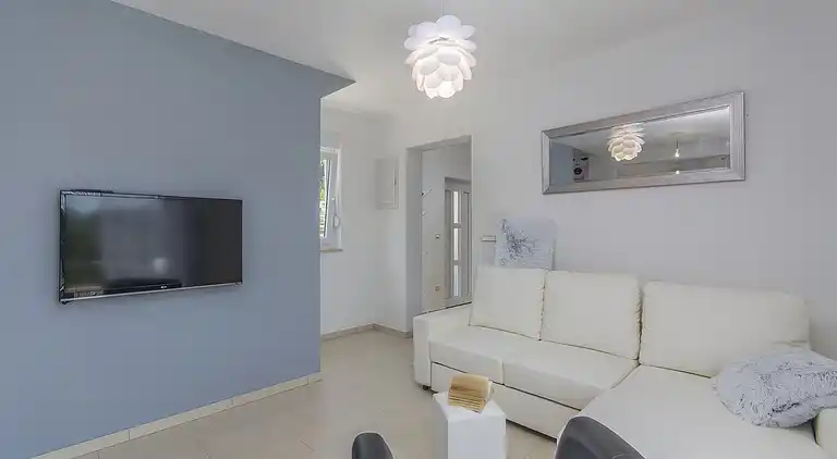 Cottage in Brajkovići