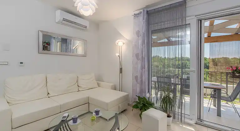 Cottage in Brajkovići