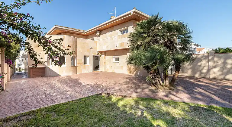 Villa in Empuriabrava