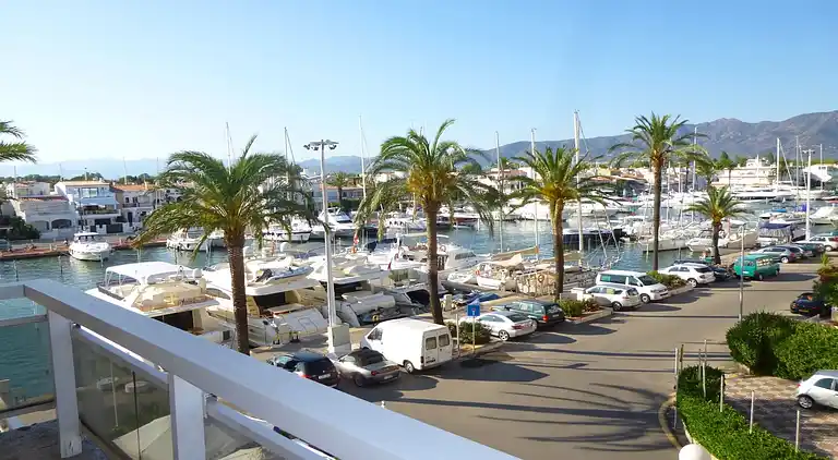 Apartment in Empuriabrava