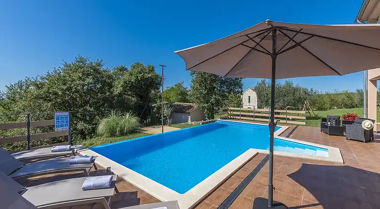 Gårdhus i Radetići