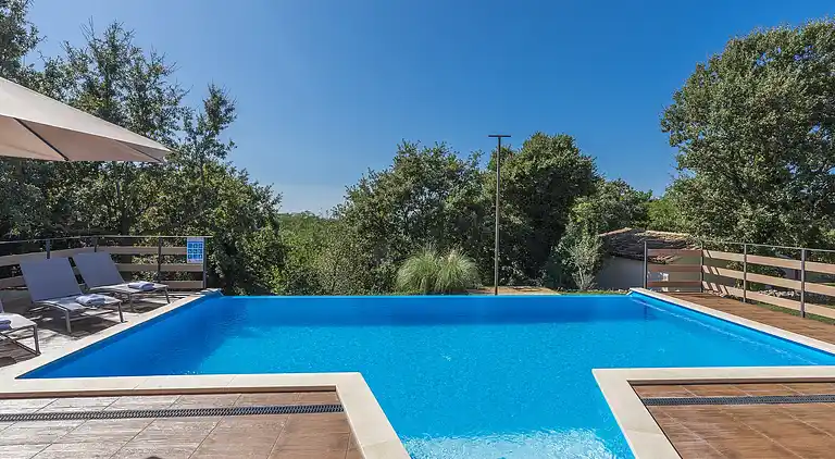 Gårdhus i Radetići