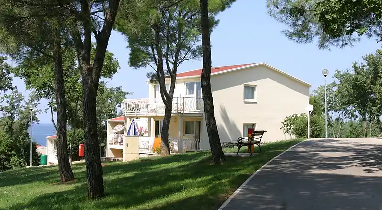 Ferielejlighed i Frata