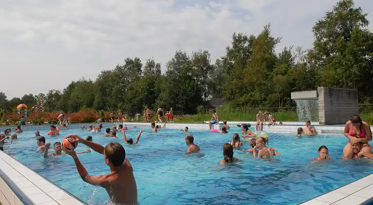 Bungalow  i Earnewâld