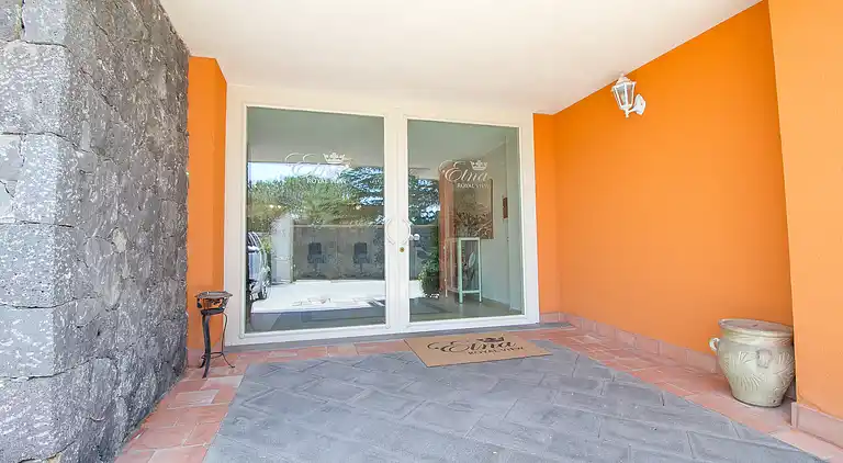 Studio Apartment PP2 - ETNA ROYAL VIEW