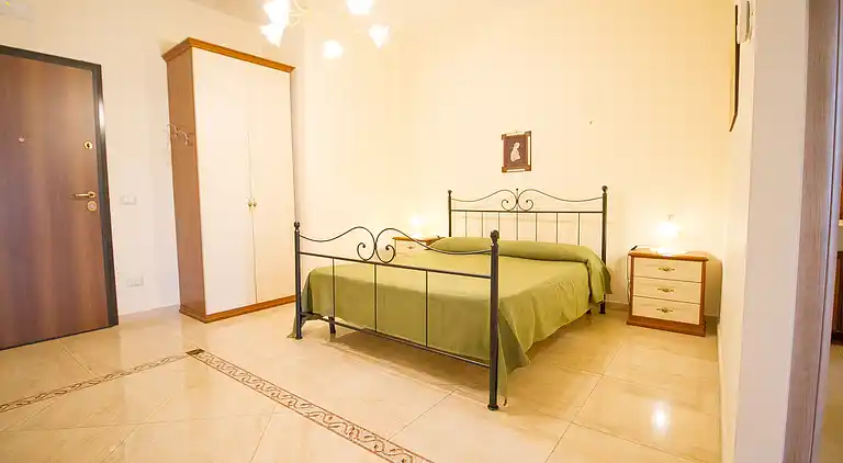 Studio Apartment PP2 - ETNA ROYAL VIEW