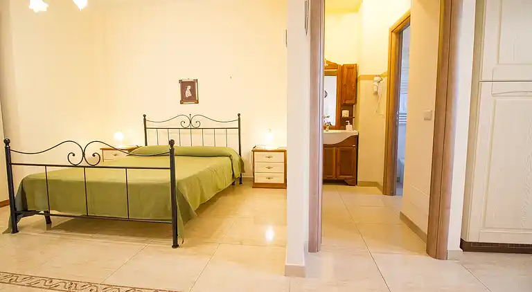 Studio Apartment PP2 - ETNA ROYAL VIEW