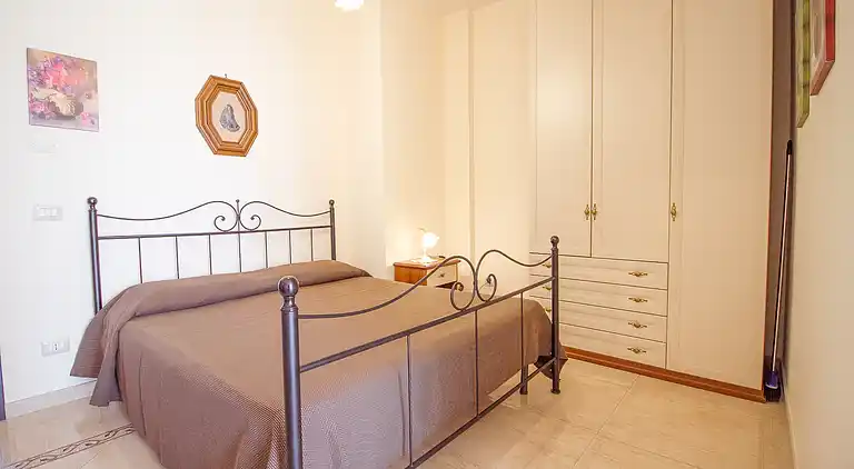 Studio Apartment PP2 - ETNA ROYAL VIEW