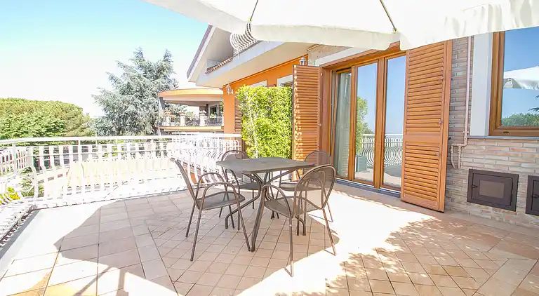 Studio Apartment PP2 - ETNA ROYAL VIEW