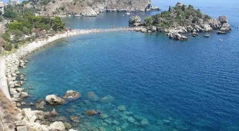 Studio Apartment PP2 - ETNA ROYAL VIEW