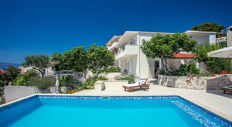 Villa Dasianda 90 m from the beach, private heated pool