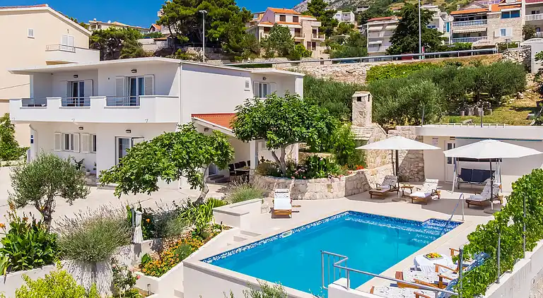 Villa Dasianda 90 m from the beach, private heated pool