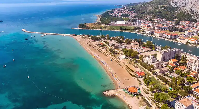 Villa V - private pool, special location & surroundings