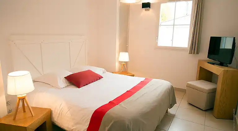 Holiday home in Saint-Saturnin-lès-Apt