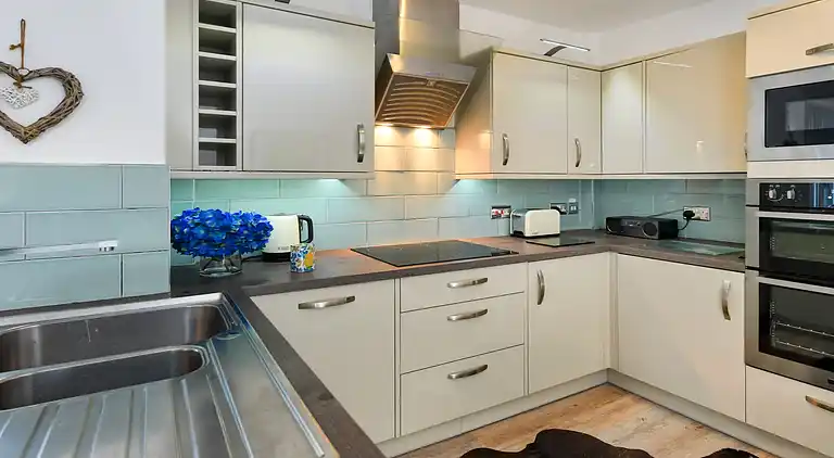 Holiday home in Llanbedrog