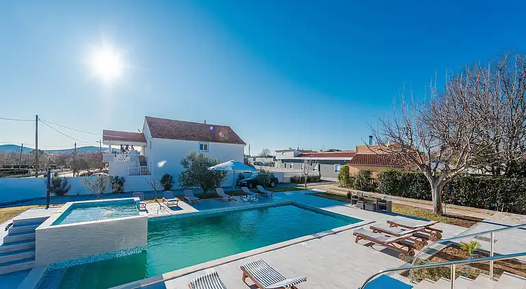 Sommerhus i Zemunik Donji