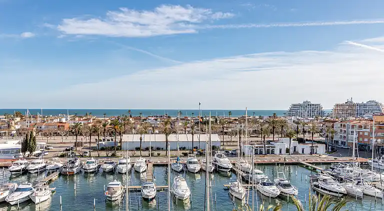 Apartment in Empuriabrava