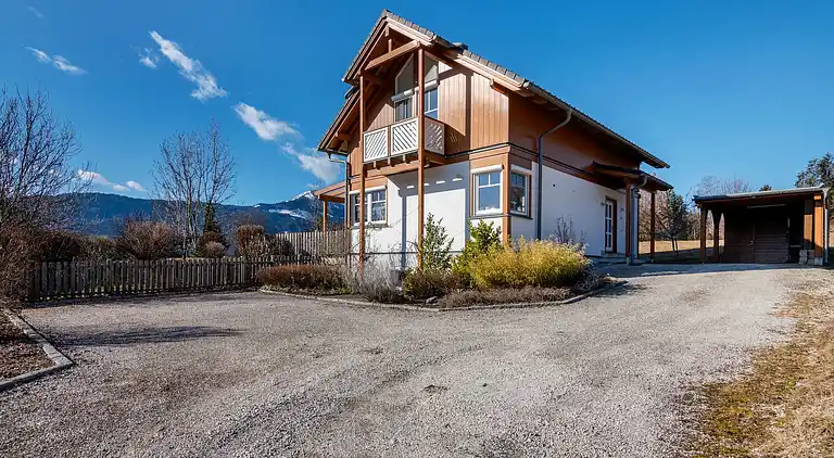 Manor house in Kühweg