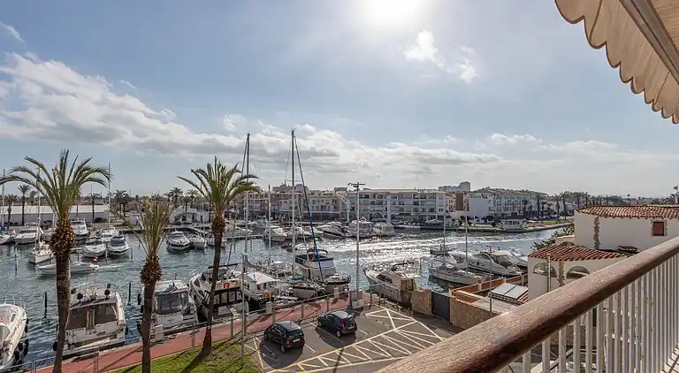 Apartment in Empuriabrava