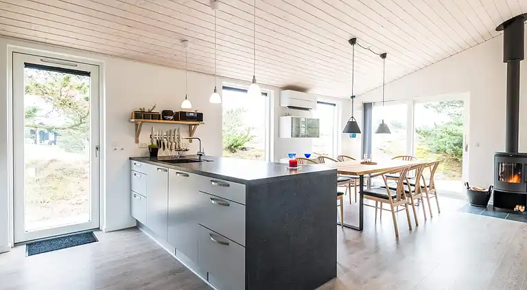 Sommerhus ved Rindby Strand