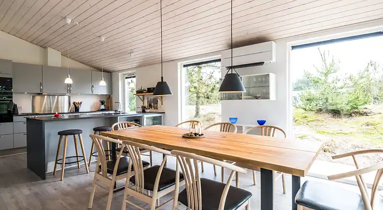 Sommerhus ved Rindby Strand