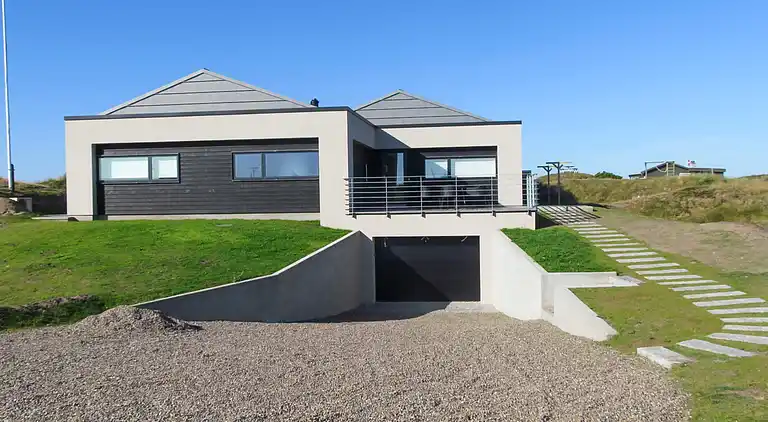 Sommerhus ved Rindby Strand