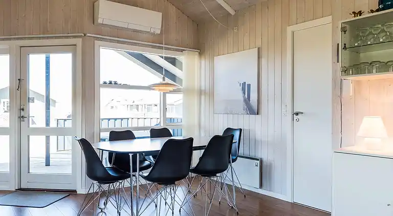 Sommerhus ved Bjerregård Strand