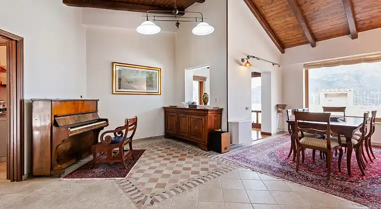 Villa i San Mango d'Aquino