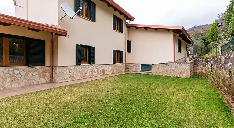 Villa i San Mango d'Aquino