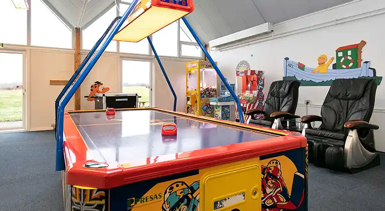 2½ room,1 st floor w/seaview PLUS