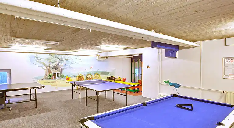 2 rooms w/partially seaview