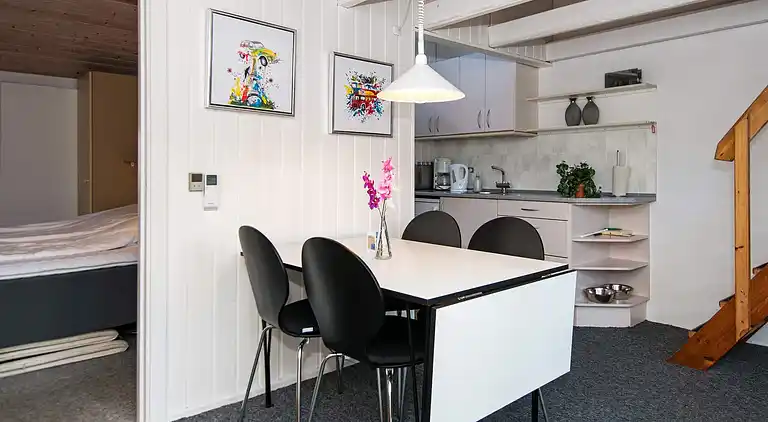 3 rom,2 nivå,Standard