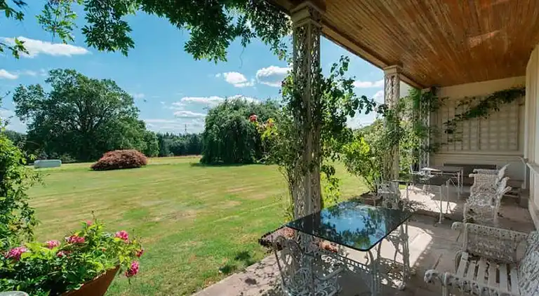 Holiday home in Dunley