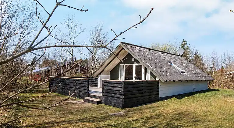 Sommerhus ved Fjellerup Strand
