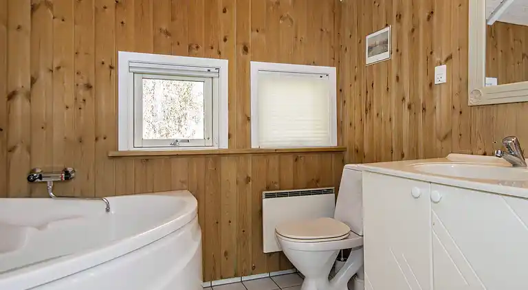 Sommerhus ved Øer Strand