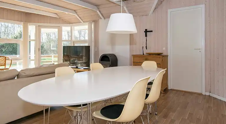 Sommerhus ved Øer Strand