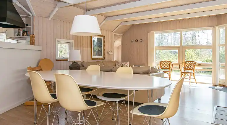 Sommerhus ved Øer Strand