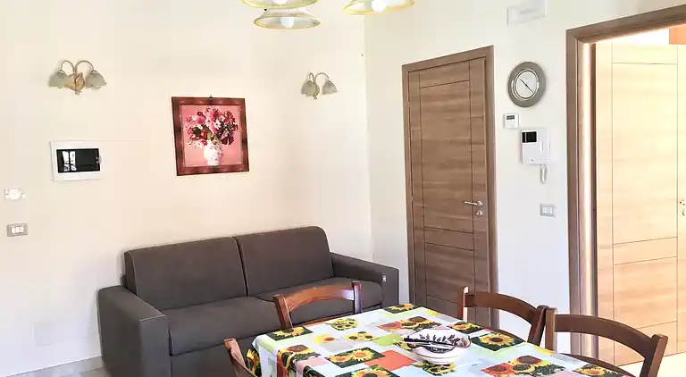 Two Bedroom Apartment PP3 - ETNA ROYAL VIEW