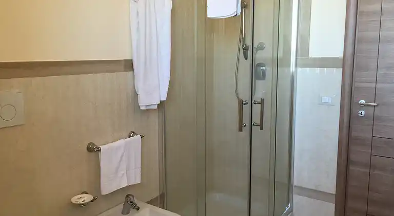 Two Bedroom Apartment PP3 - ETNA ROYAL VIEW