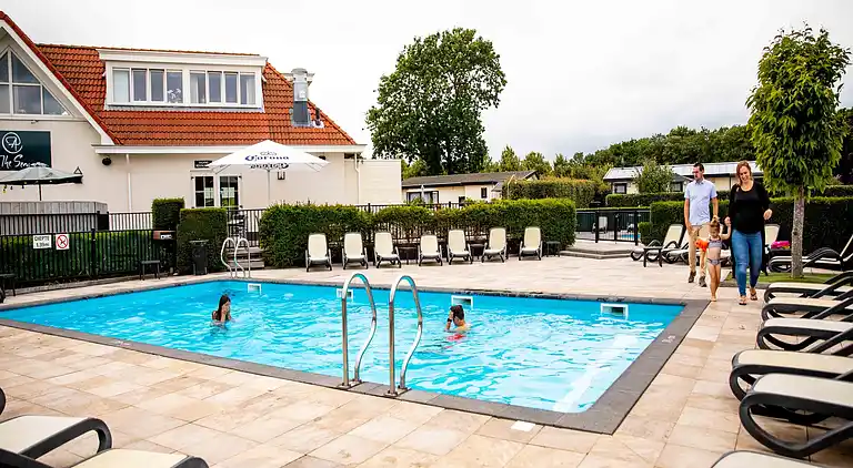 Apartment in South Holland