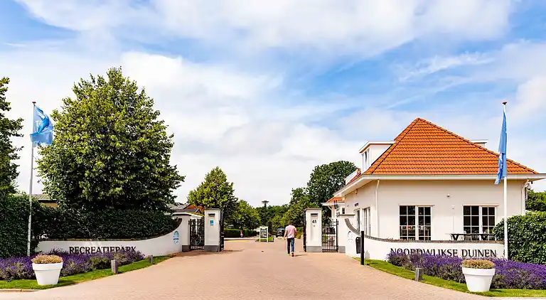 Apartment in South Holland