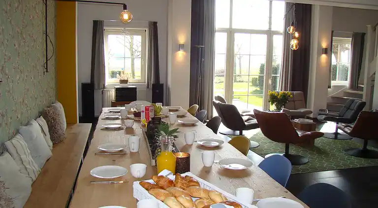 Farm house in Zuidzande